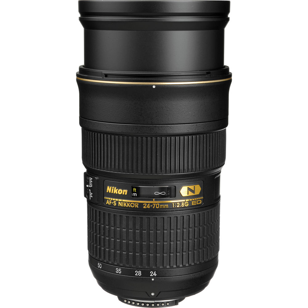 Nikon AF-S Nikkor 24–70 mm 1:2,8G ED Autofokus-Objektiv (schwarz), 10-teiliges Zubehörpaket