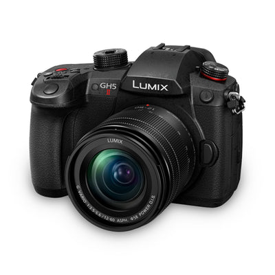 Panasonic Lumix GH5 II spiegellose Kamera mit 12-60 mm f/3,5-5,6 ASPH. Objektiv