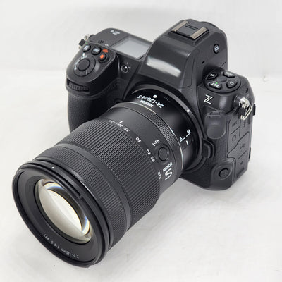 Nikon Z8 spiegellose Kamera mit 24-120 mm f/4 Objektiv – 1698