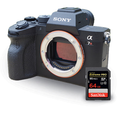 Sony Alpha a7R IV Mirrorless Digital Camera (Body) ILCE7RM4/B + Extreme Pro 64GB