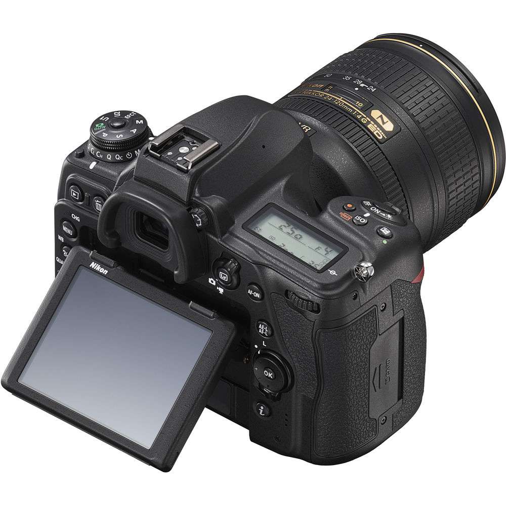 Nikon D780 DSLR-Kamera und AF-S NIKKOR 24–120 mm 1:4G ED VR-Objektiv – Zubehör-Kit