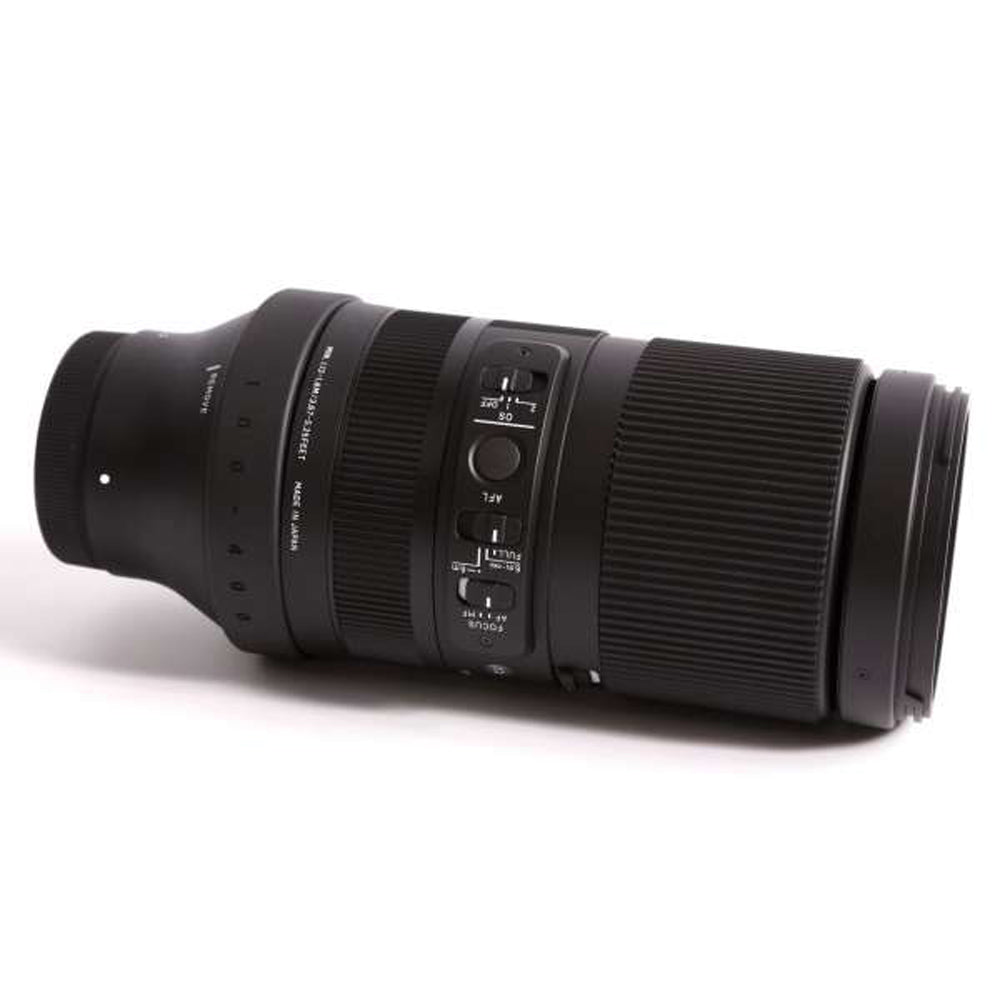 Sigma 100–400 mm f/5–6,3 DG DN OS Contemporary-Objektiv für Sony E 7-teiliges Zubehör-Set