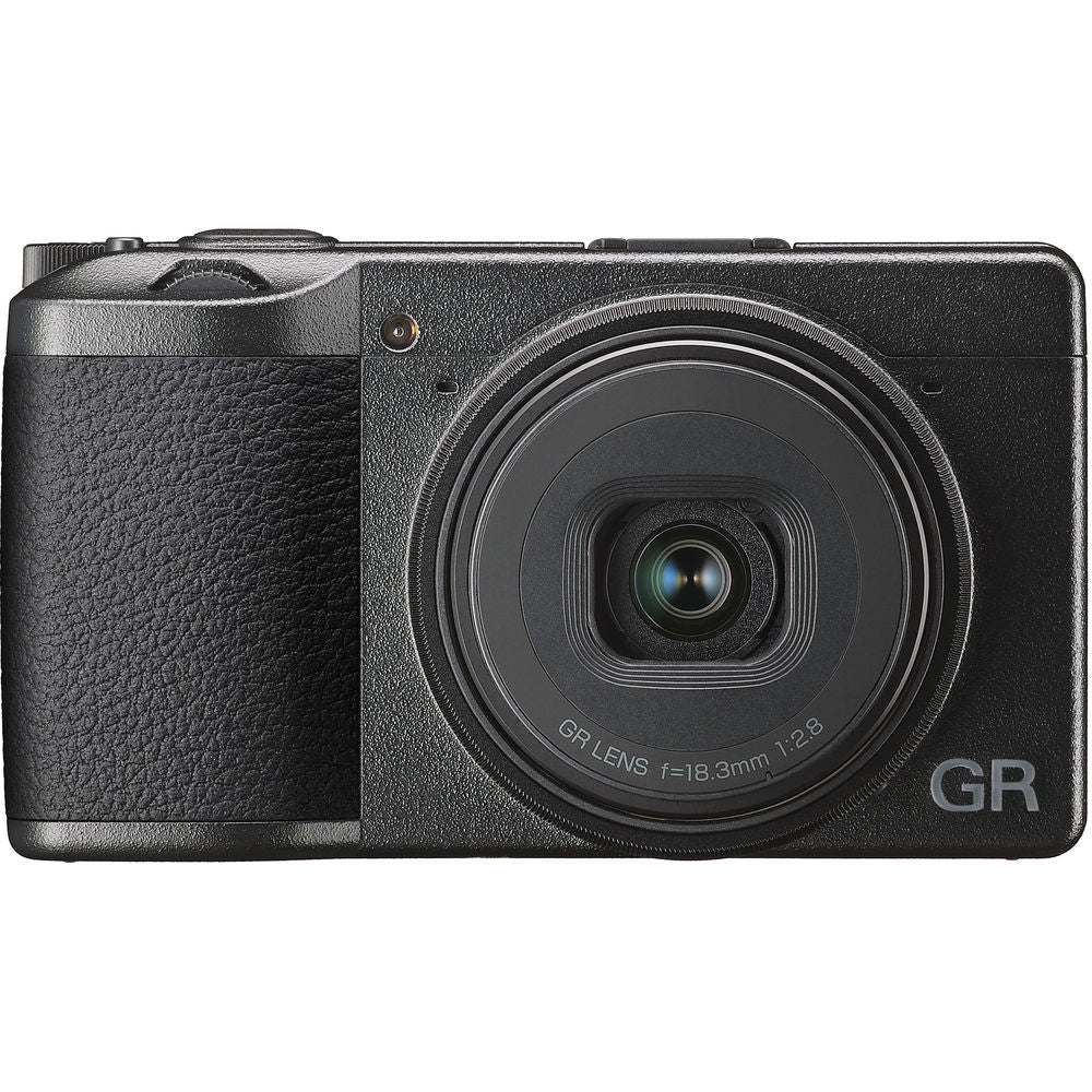 Ricoh GR III Digitalkamera 15039 + Sandisk Extreme 64GB SD-Paket