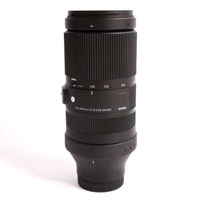 Sigma 100–400 mm f/5–6,3 DG DN OS Contemporary-Objektiv für Sony E 7-teiliges Zubehör-Set