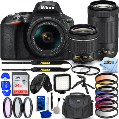 Nikon D5600 DSLR-Kamera mit 18–55 mm und 70–300 mm VR + 64 GB + Filter-Kit-Paket