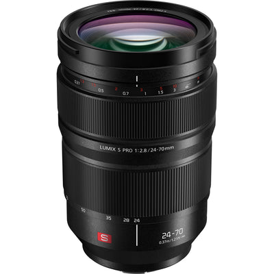 Panasonic Lumix S PRO 24–70 mm f/2,8 Objektiv S-E2470 – 7-teiliges Zubehörpaket