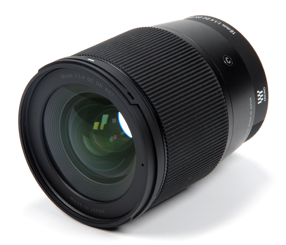 Sigma 16mm f/1.4 DC DN Contemporary Objektiv für Sony E 402965 - 10-teiliges Zubehörset