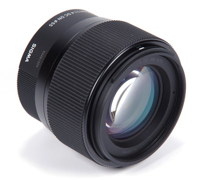 Sigma 56mm f/1.4 DC DN Contemporary Objektiv für Sony E 351965 - Starter UV Bundle