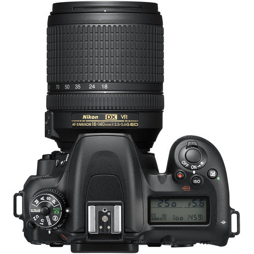 Nikon D7500 DSLR-Kamera mit 18-140-mm-Objektiv – 1582