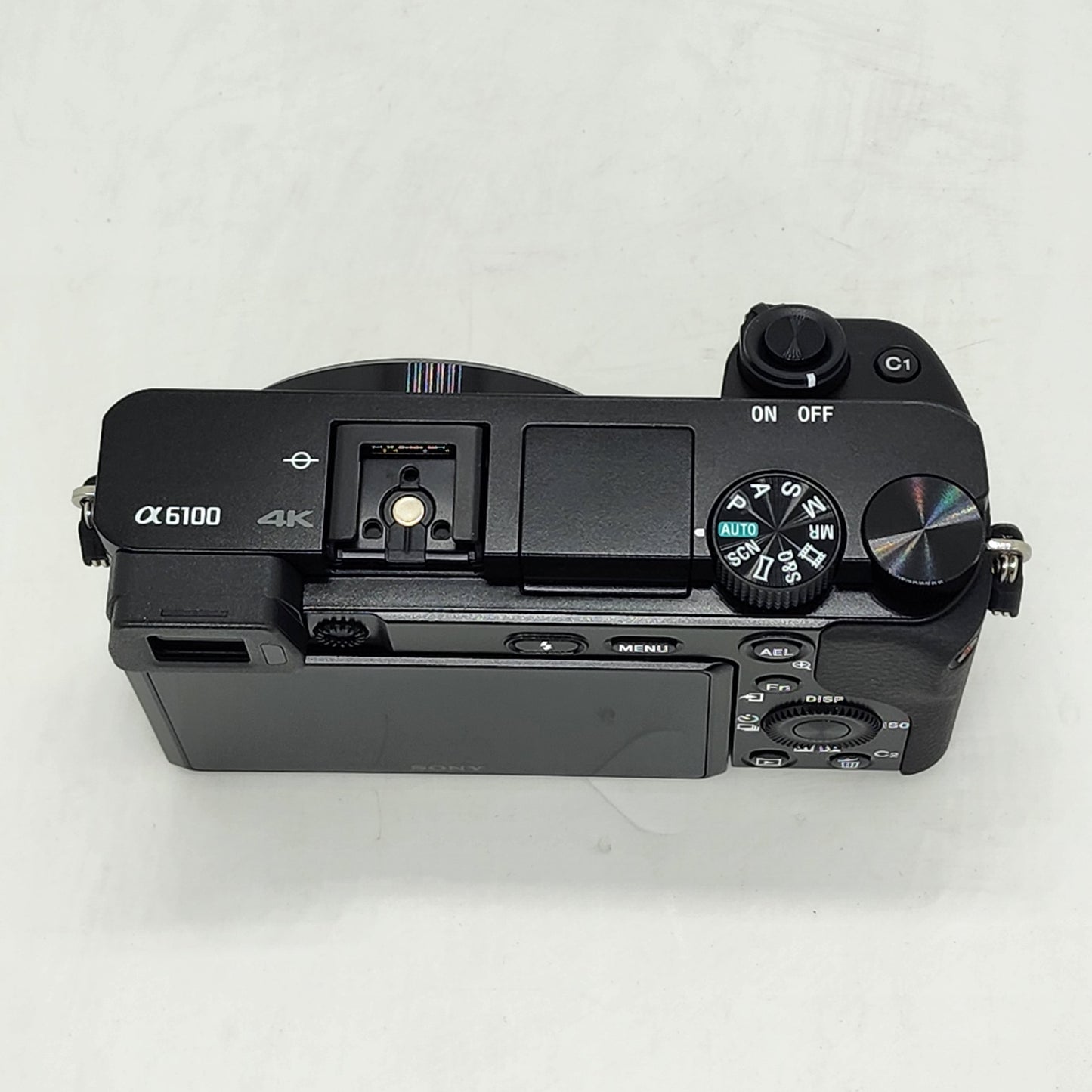 Spiegellose Kamera Sony a6100 (nur Gehäuse) ILCE6100/B – 7-teiliges Zubehörpaket