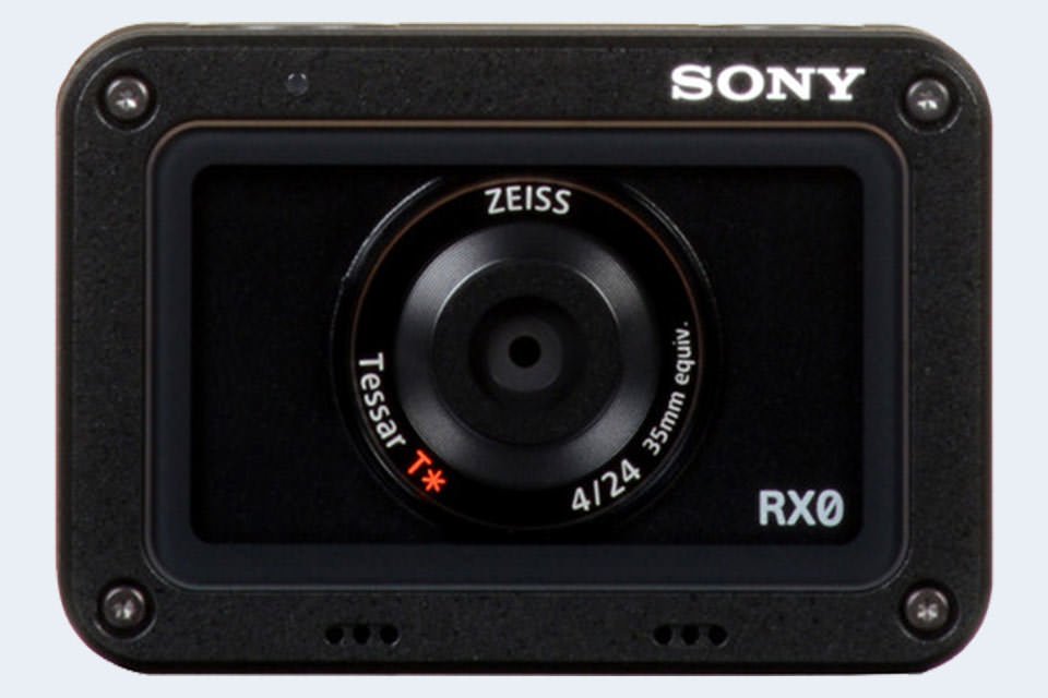 Sony Cyber-shot DSC-RX0 II Digitalkamera - 8-teiliges Zubehör-Actionpaket