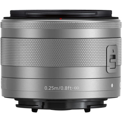 Canon EF-M 15-45mm f/3.5-6.3 IS STM Objektiv (Silber) - 0597C002