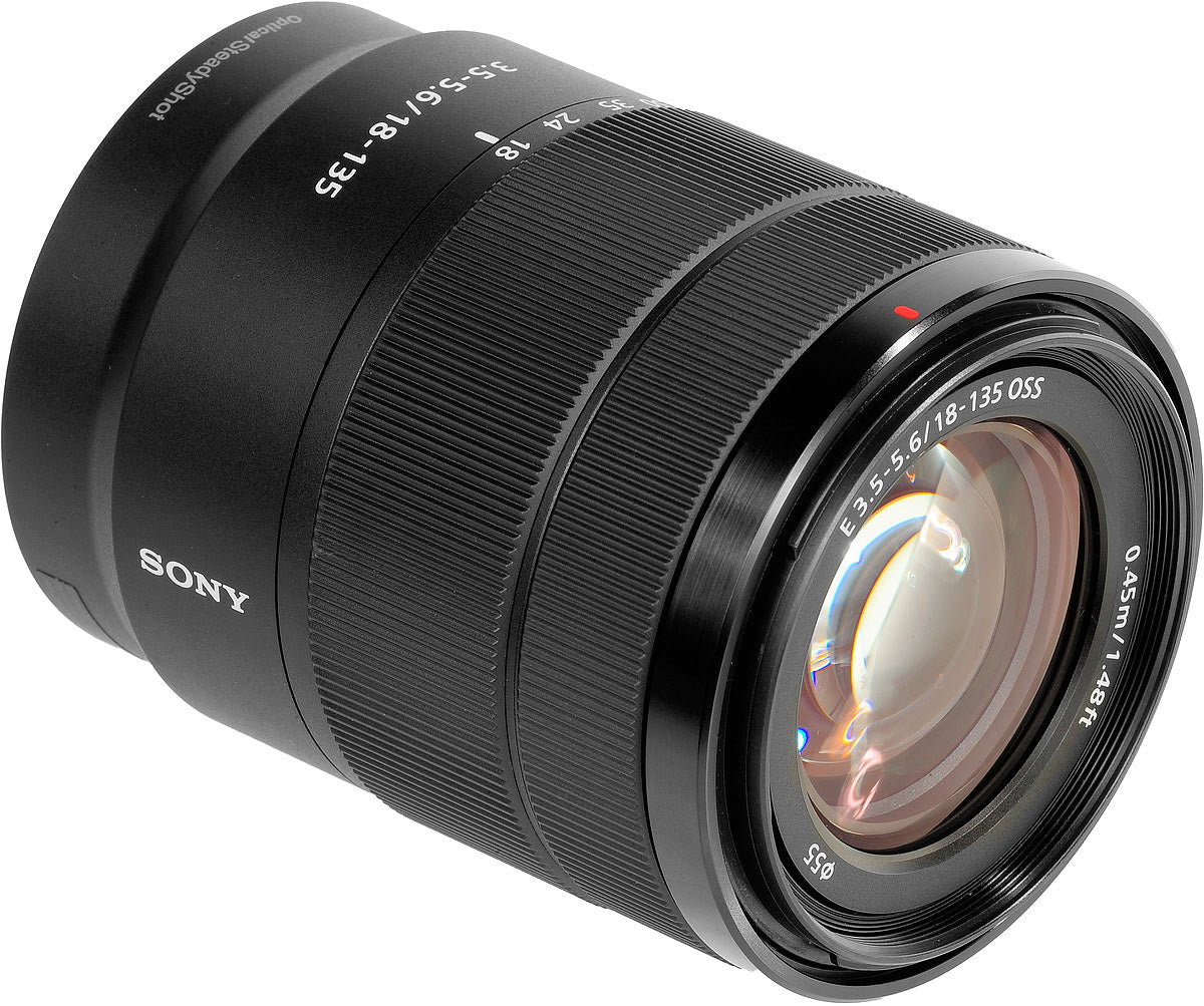 Sony E 18–135 mm f/3,5–5,6 OSS-Objektiv (SEL18135) – Großverpackung, weiße Box