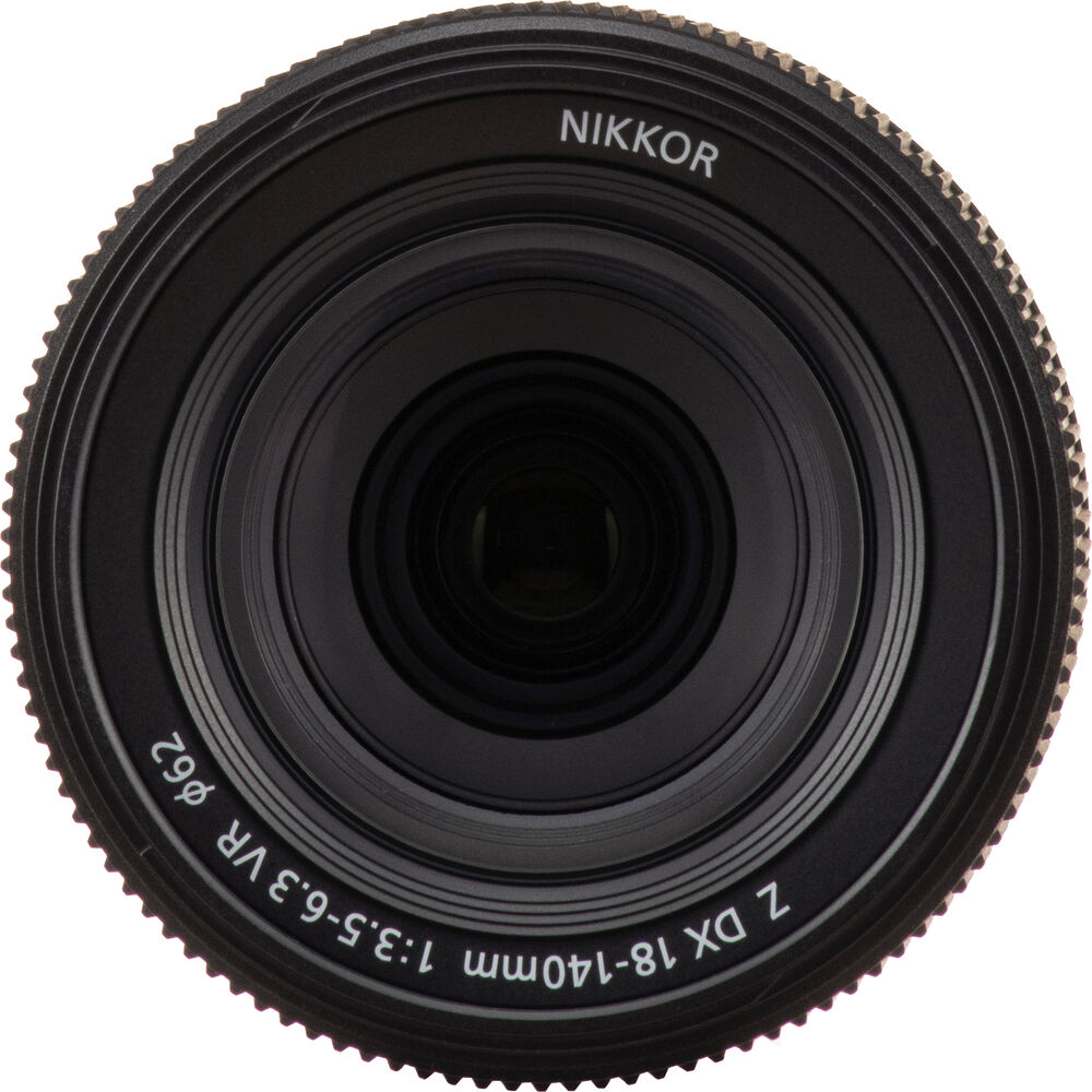 Nikon NIKKOR Z DX 18–140 mm 1:3,5–6,3 VR-Objektiv 20104 – 7-teiliges Zubehörpaket