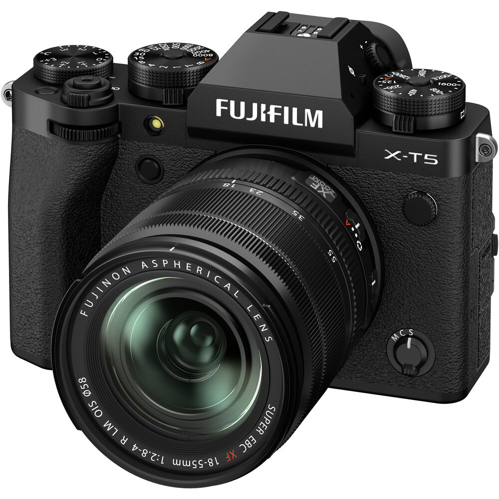 FUJIFILM X-T5 spiegellose Kamera und XF 18–55 mm f/2,8–4 R LM OIS-Objektiv (schwarz)