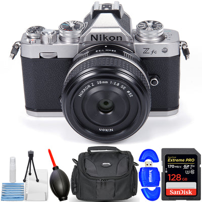 Spiegellose Nikon Zfc-Kamera mit NIKKOR Z DX 16–50 mm-Objektiv in Silber – Zubehör-Kit