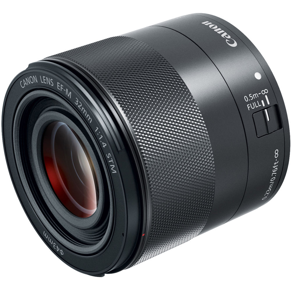 Canon EF-M 32mm f/1.4 STM Objektiv 2439C002 - 7-teiliges Zubehörpaket