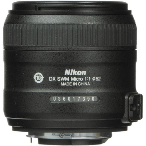 Nikon AF-S DX Micro-NIKKOR 40mm f/2.8G Lens (Black) 2200 - UV Filter Bundle