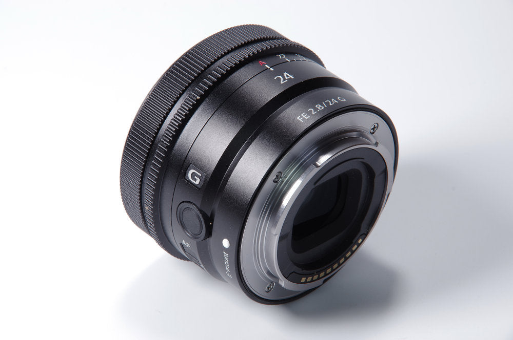 Sony FE 24 mm f/2,8 G Objektiv SEL24F28G - 7-teiliges Zubehörpaket